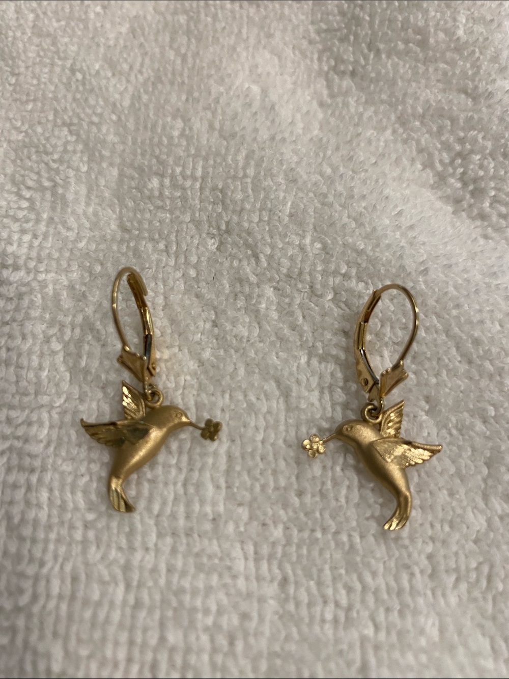 Stamped 14kt Gold lightweight Hummingbird Earrings